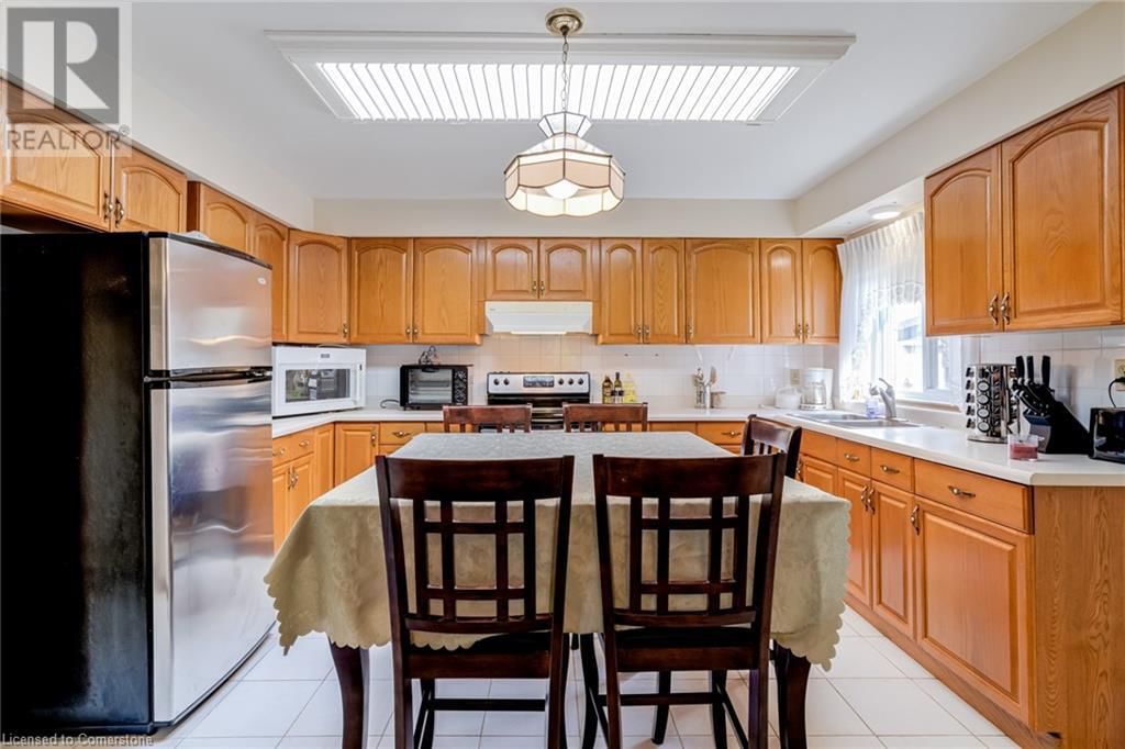 861 BOOK ROAD EAST Image 18