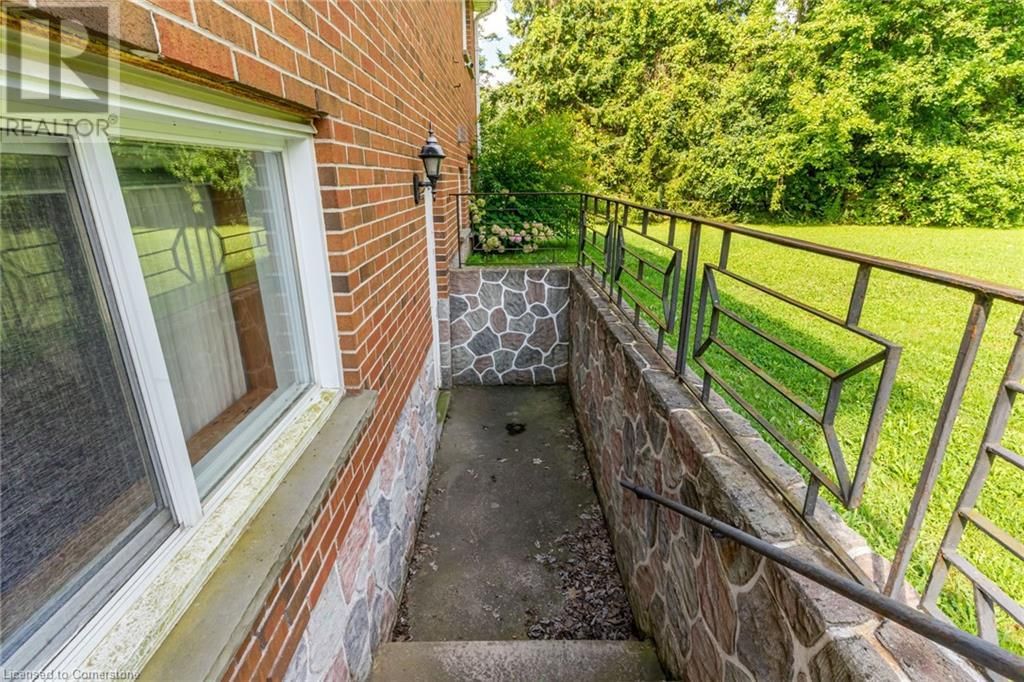 861 BOOK ROAD EAST Image 36