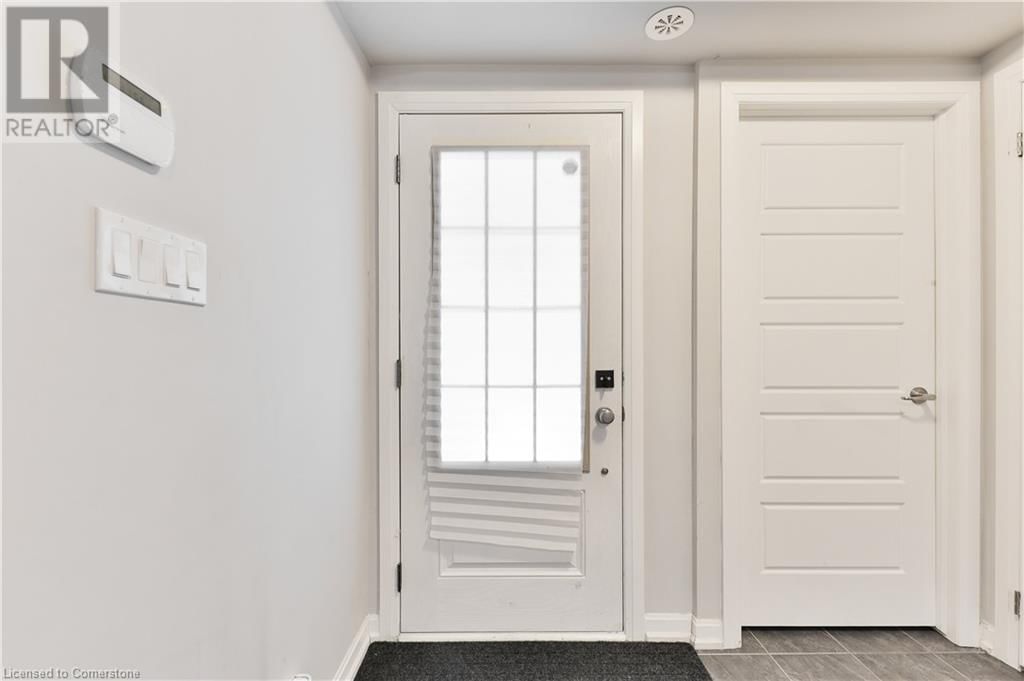 299 JEMIMA DRIVE Image 4