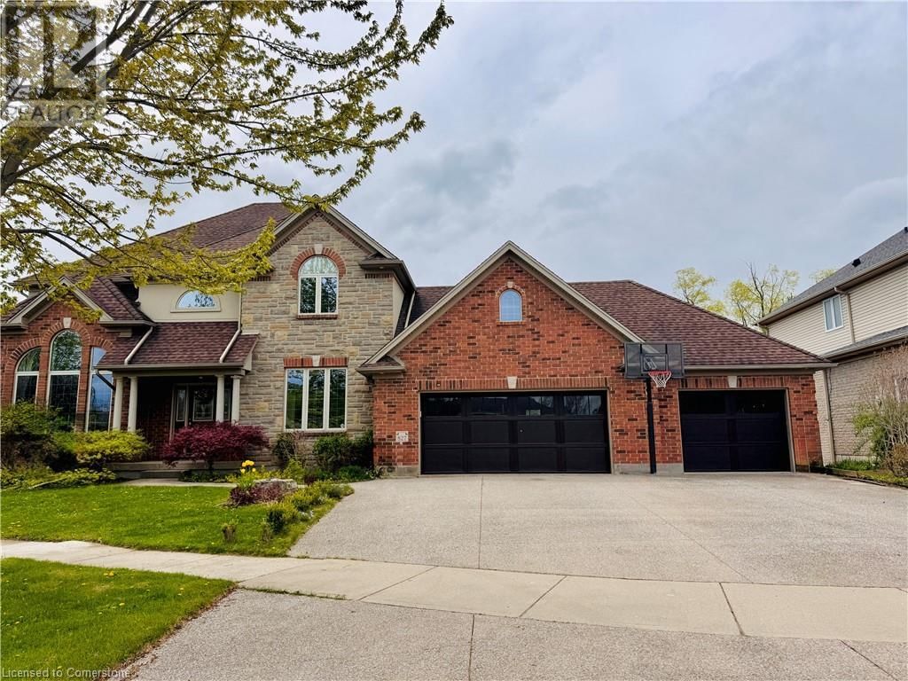 827 BIRCHMOUNT DRIVE Image 1