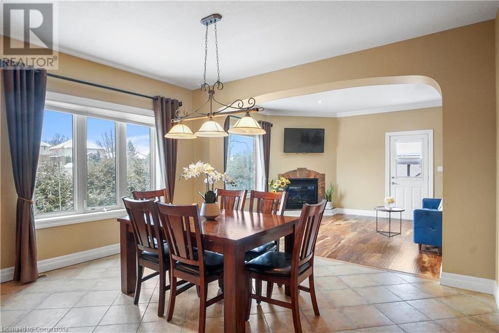 827 BIRCHMOUNT DRIVE Image 15