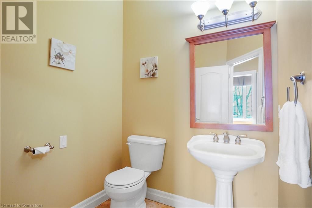 827 BIRCHMOUNT DRIVE Image 21