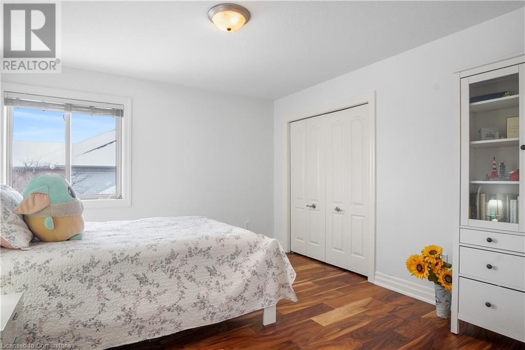 827 BIRCHMOUNT DRIVE Image 34