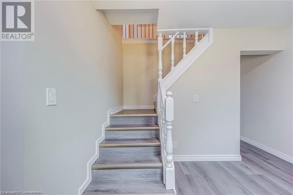 3590 LAKESHORE ROAD Image 26
