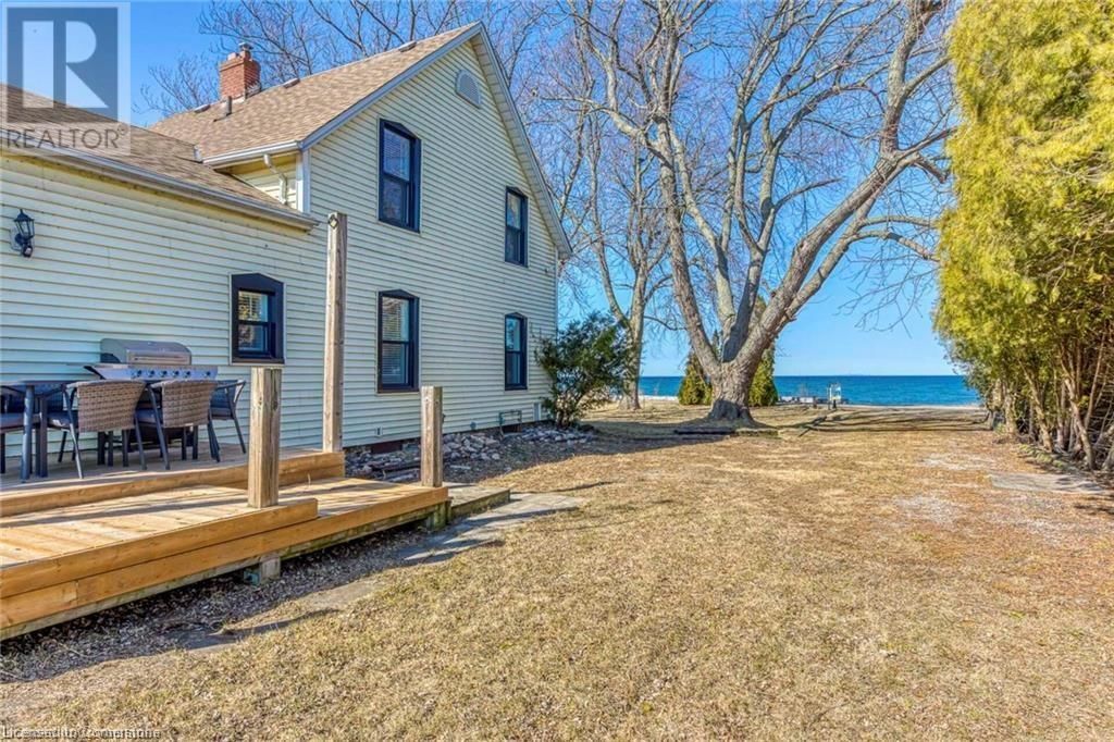 3590 LAKESHORE ROAD Image 46