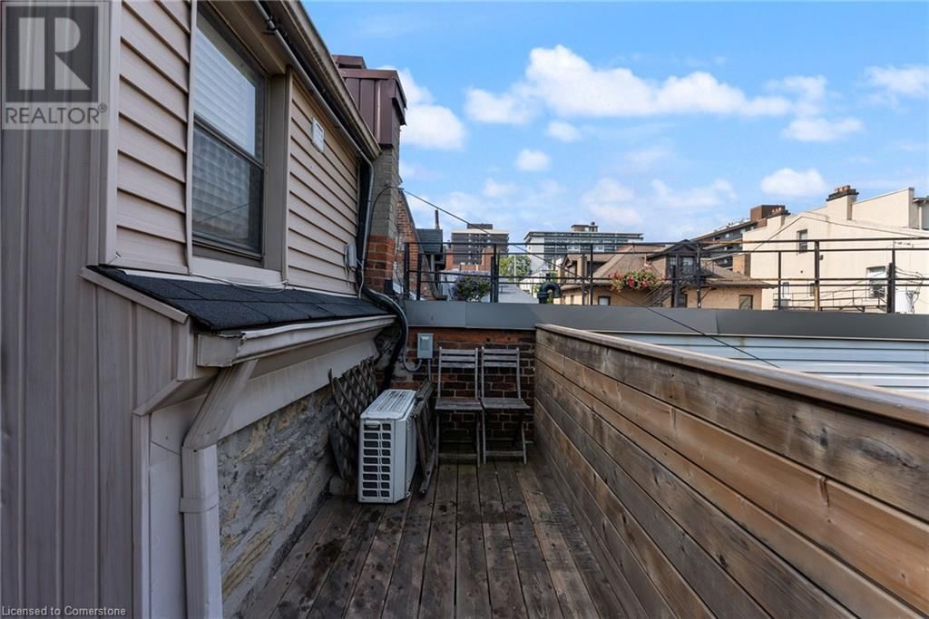 3 - 154 JAMES STREET SOUTH Image 16
