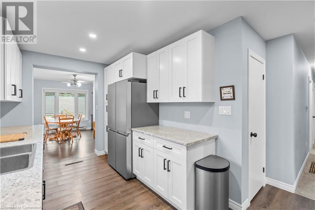 2 WEST 22ND STREET Image 12