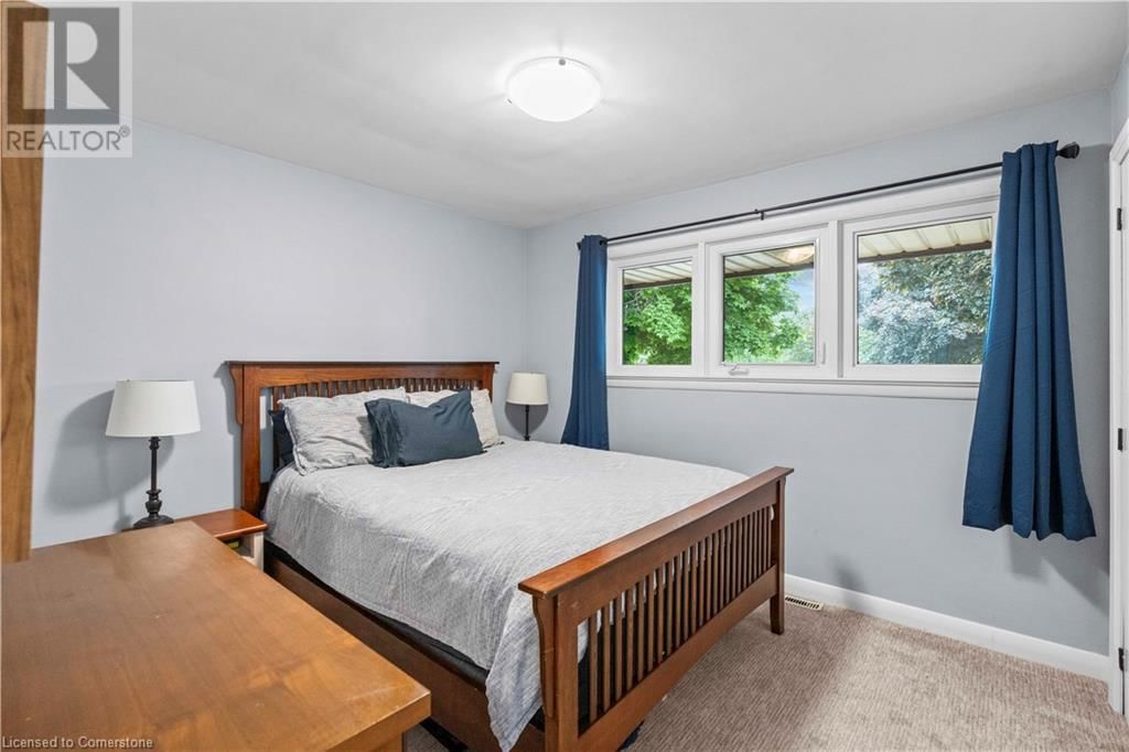 2 WEST 22ND STREET Image 19