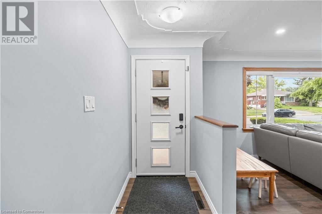 2 WEST 22ND STREET Image 6