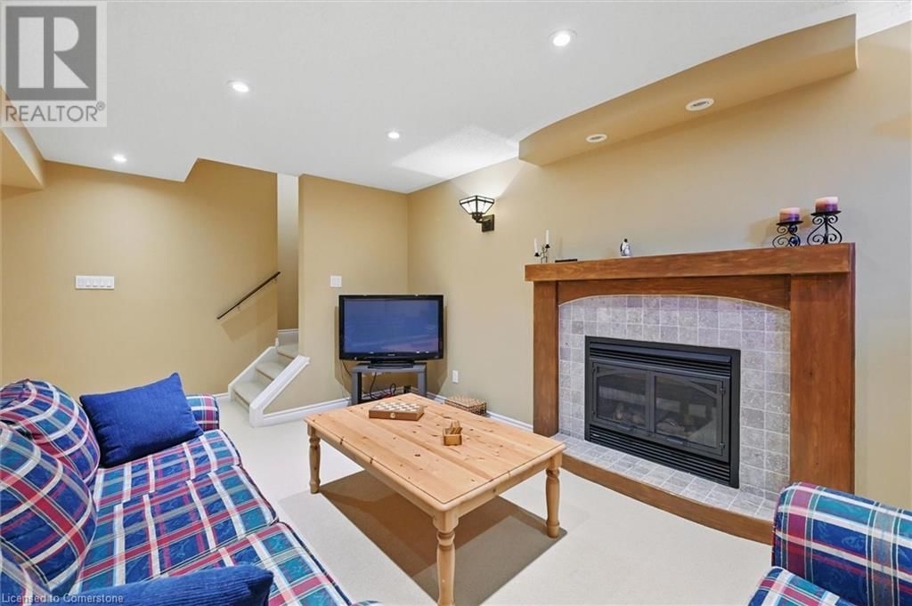 2939 DARIEN ROAD Image 36