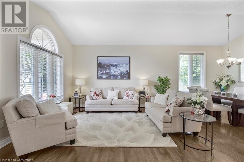 14 MAPLEVIEW DRIVE Image 13