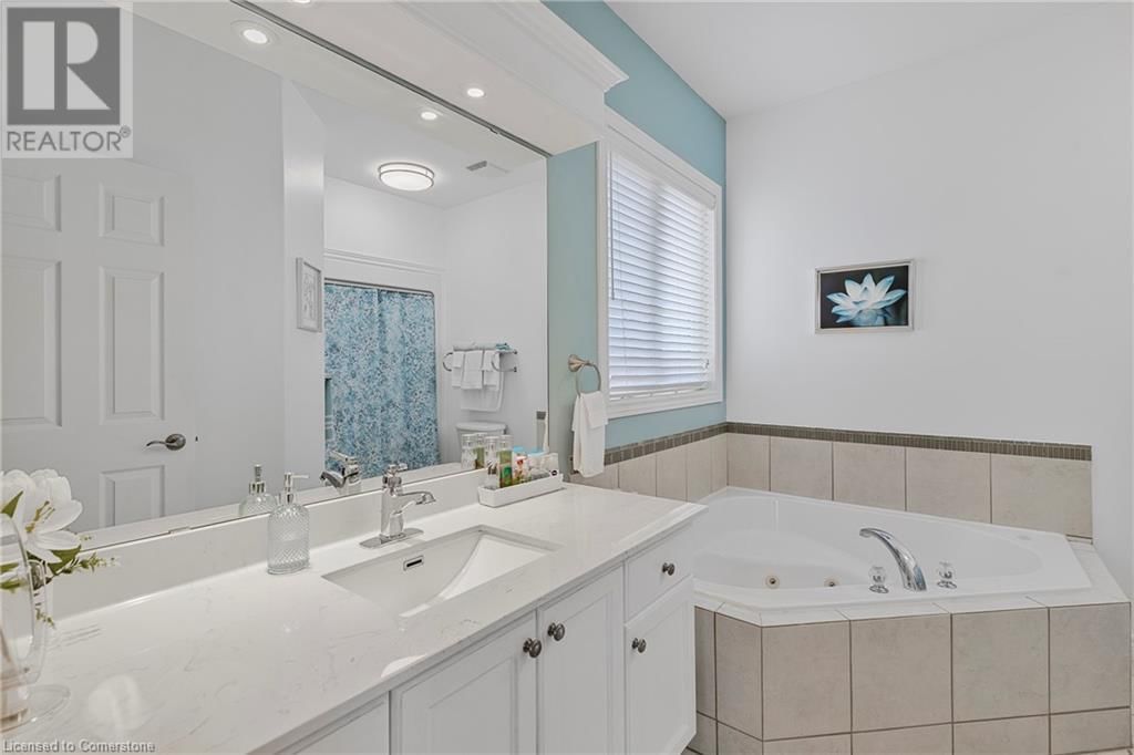 14 MAPLEVIEW DRIVE Image 29