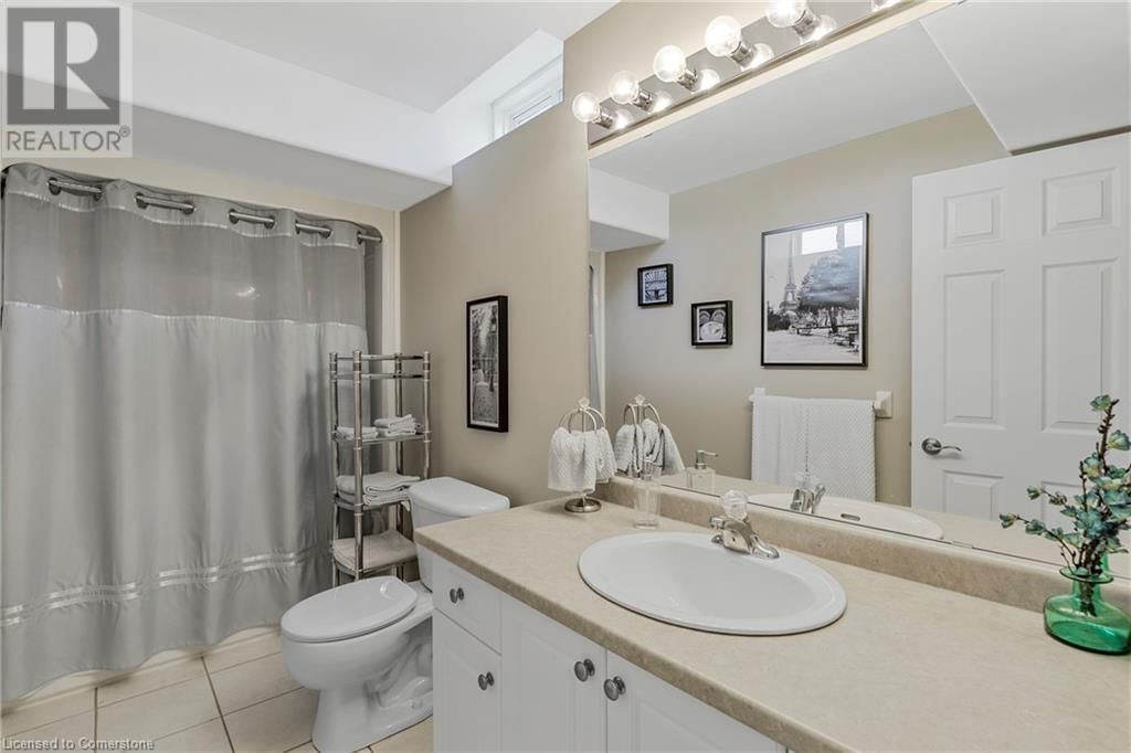 14 MAPLEVIEW DRIVE Image 35