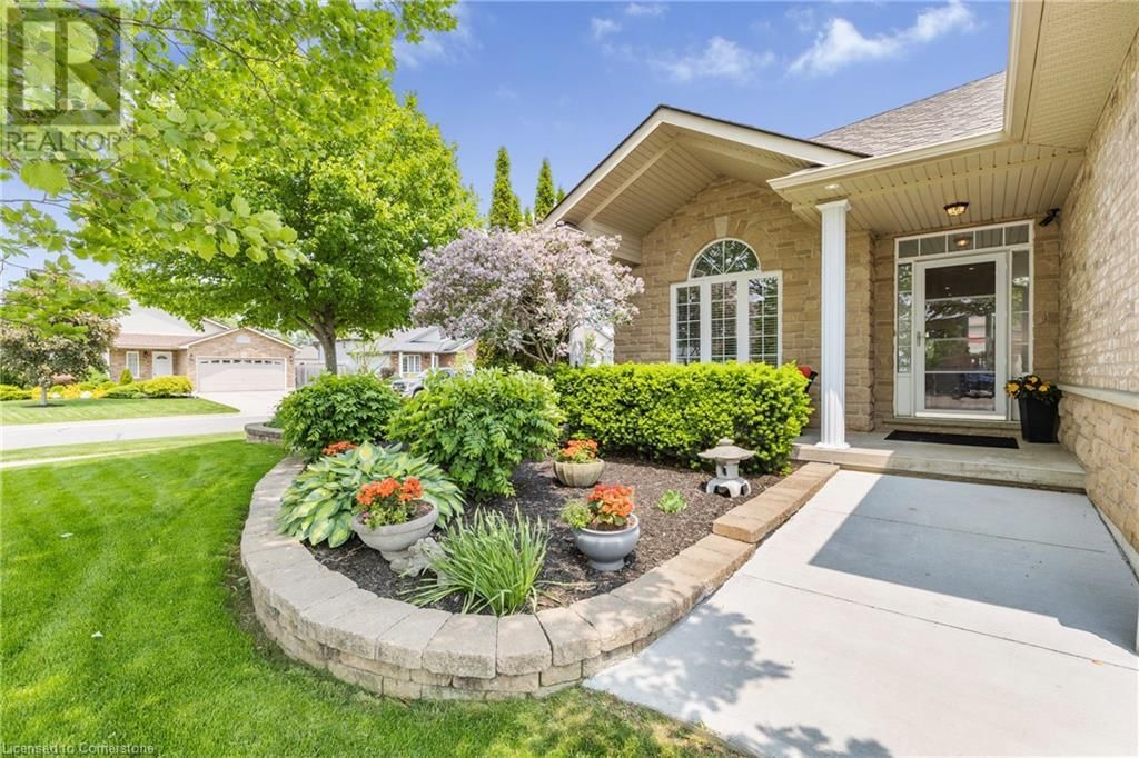 14 MAPLEVIEW DRIVE Image 6