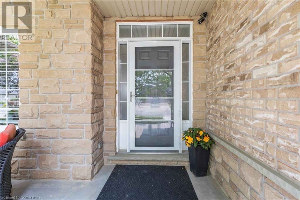 14 MAPLEVIEW DRIVE Image 7