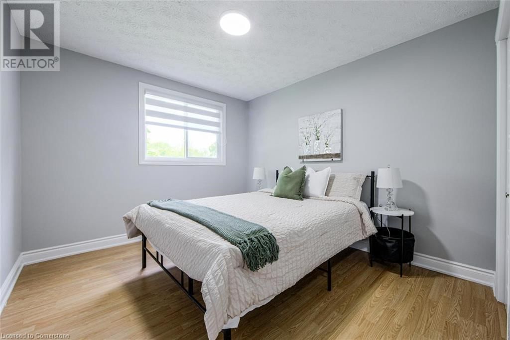 689 MACYOUNG DRIVE Image 24
