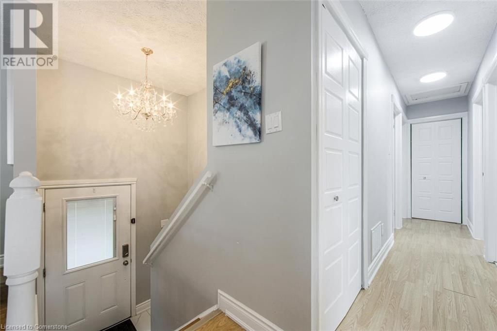 689 MACYOUNG DRIVE Image 27
