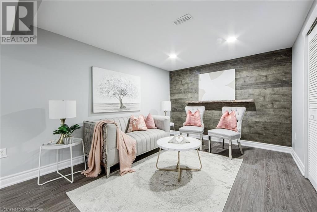 689 MACYOUNG DRIVE Image 32