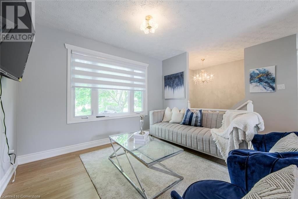 689 MACYOUNG DRIVE Image 6