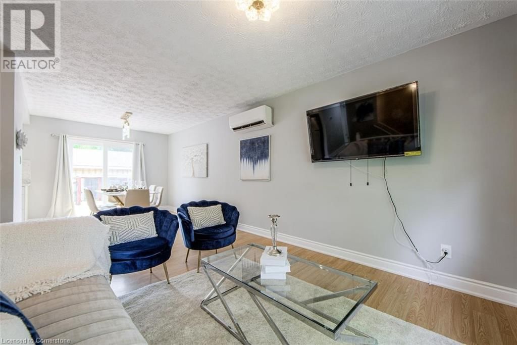 689 MACYOUNG DRIVE Image 8