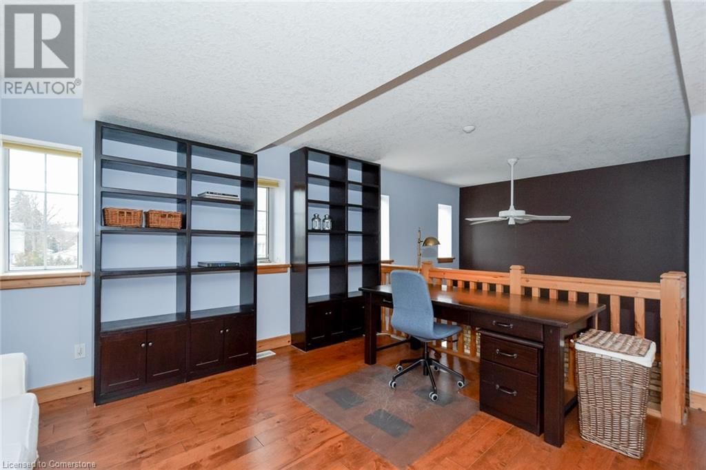 201 - 3 FATHER DAVID BAUER DRIVE Image 19