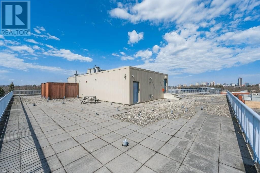 201 - 3 FATHER DAVID BAUER DRIVE Image 32