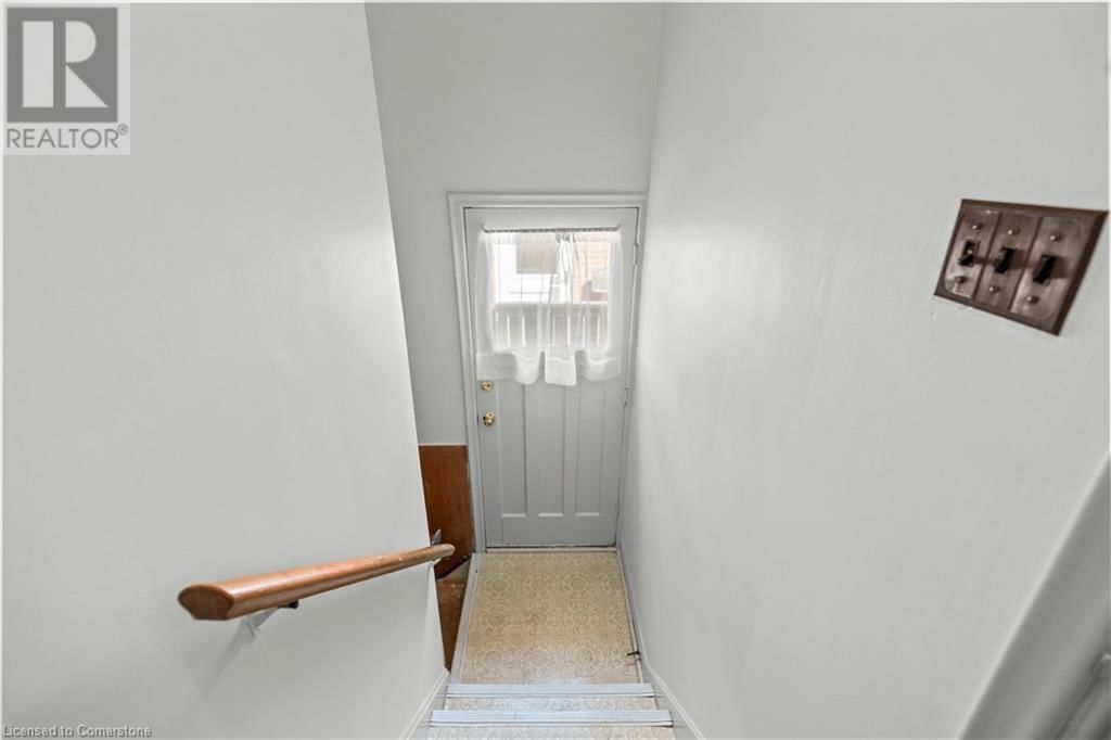 39 HARDALE CRESCENT Image 26