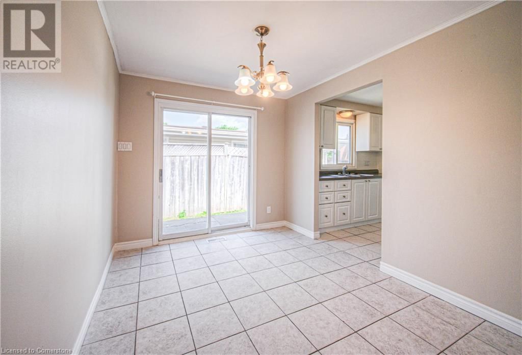 119 KINGSWOOD DRIVE Image 11