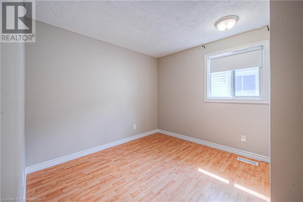 119 KINGSWOOD DRIVE Image 17