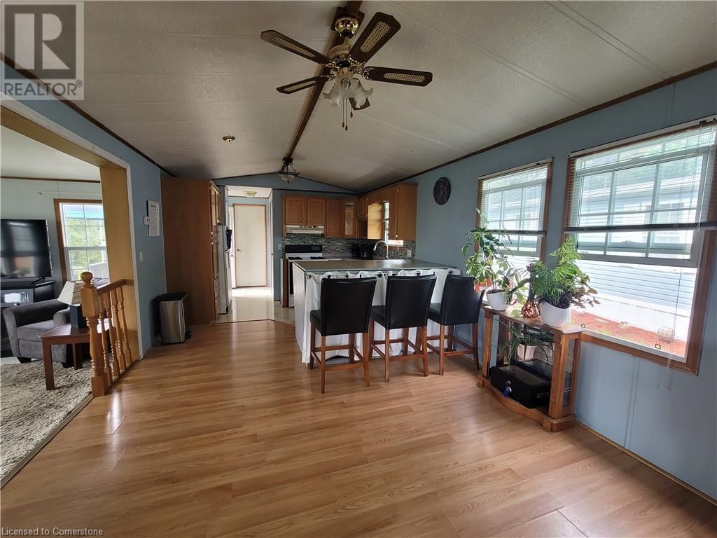 62 - 580 BEAVER CREEK ROAD Image 13