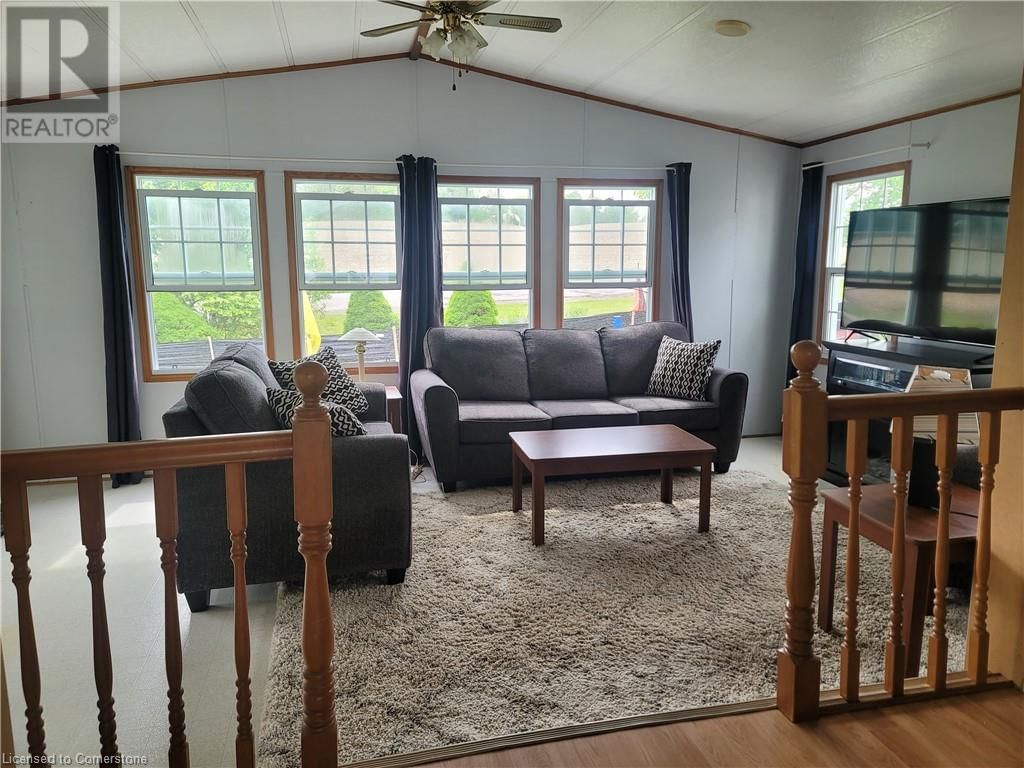 62 - 580 BEAVER CREEK ROAD Image 15