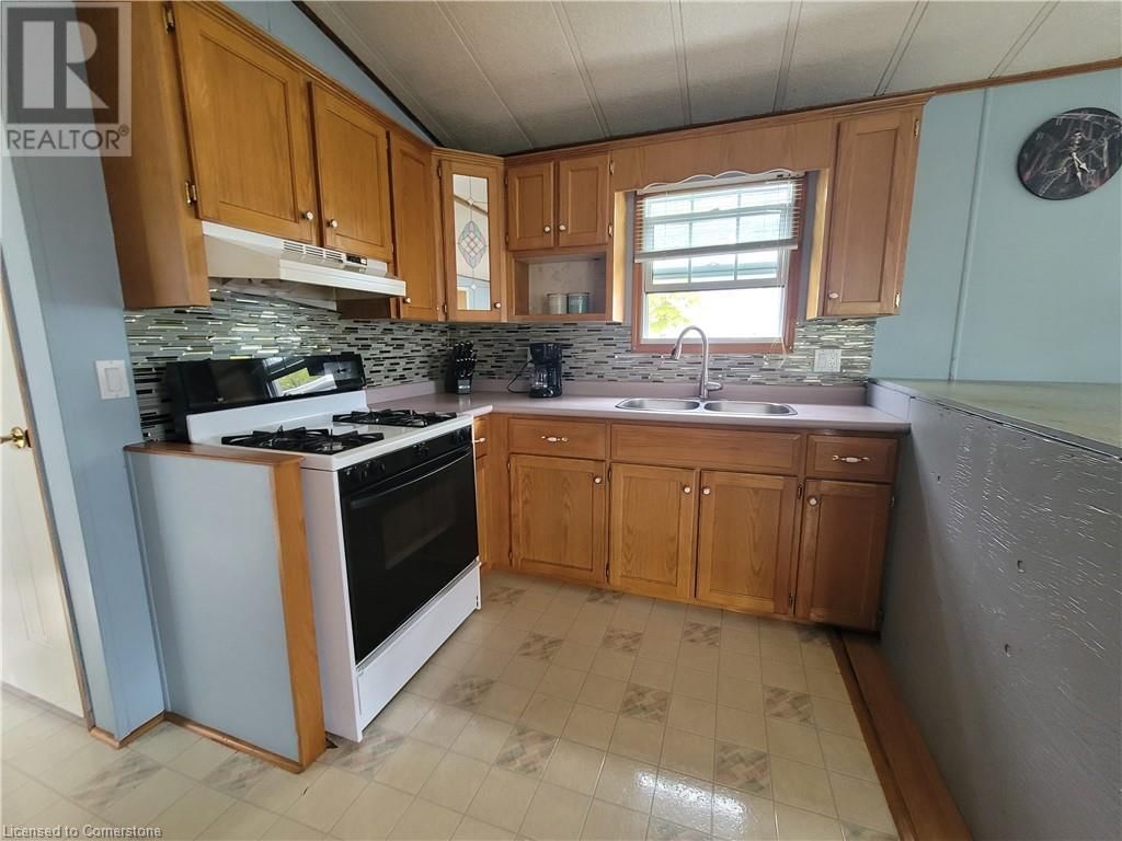 62 - 580 BEAVER CREEK ROAD Image 16