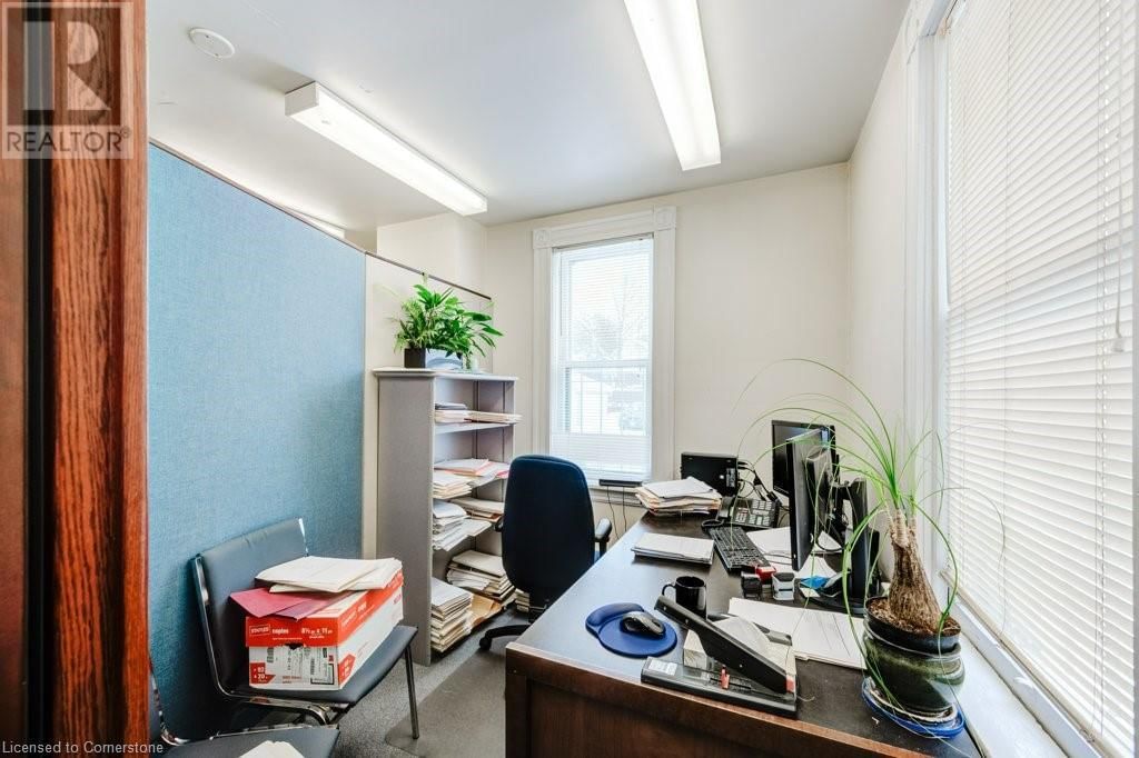 119 WATER STREET SOUTH Image 12