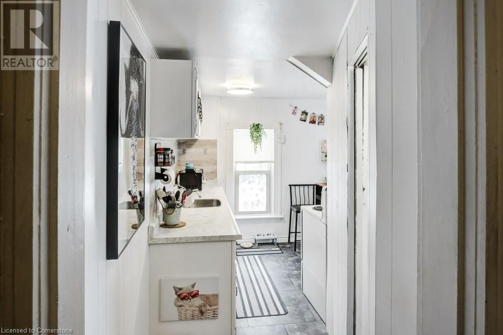 119 WATER STREET SOUTH Image 24