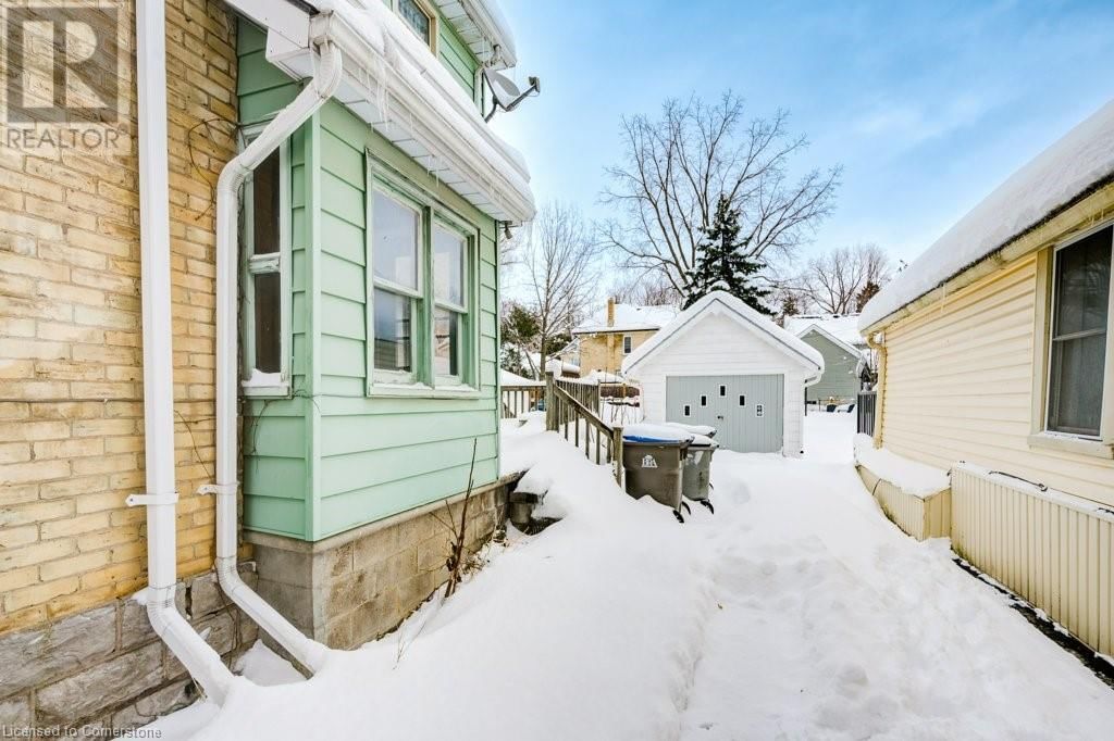 119 WATER STREET SOUTH Image 32
