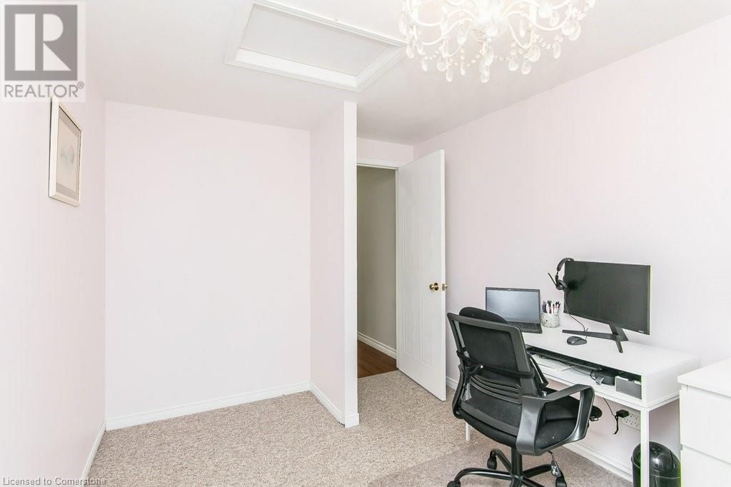 693 JACOB LANE Image 26