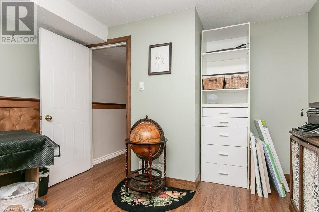 693 JACOB LANE Image 28