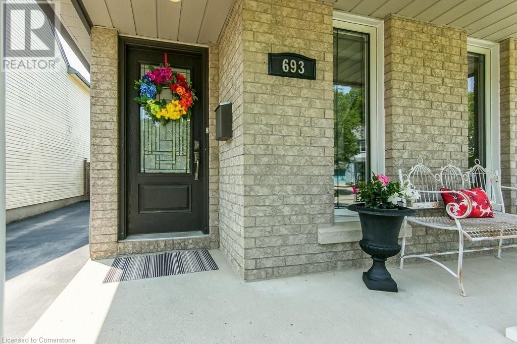 693 JACOB LANE Image 4