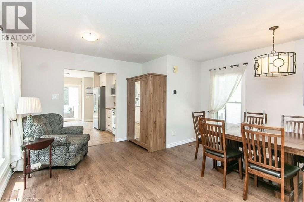 693 JACOB LANE Image 6