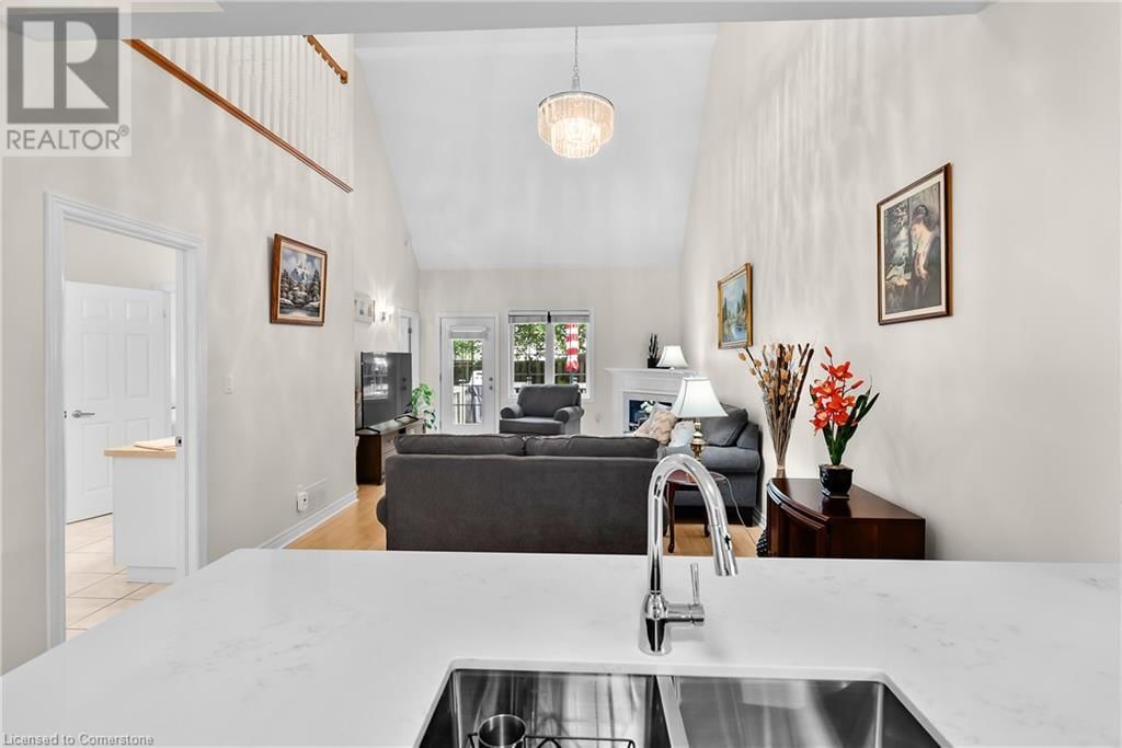 13 - 8142 COSTABILE DRIVE Image 12