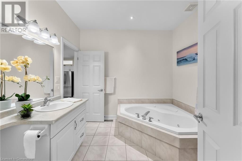 13 - 8142 COSTABILE DRIVE Image 21