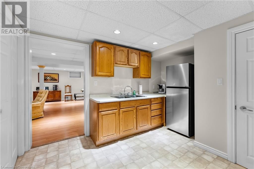 13 - 8142 COSTABILE DRIVE Image 31