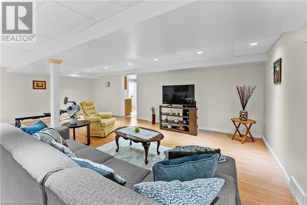 13 - 8142 COSTABILE DRIVE Image 37