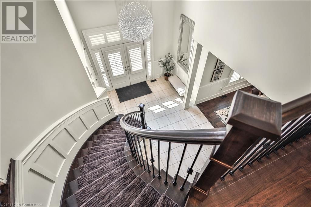 220 MOORLAND CRESCENT Image 20
