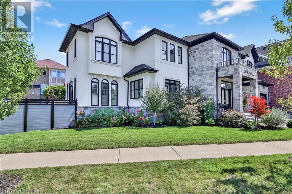 220 MOORLAND CRESCENT Image 6