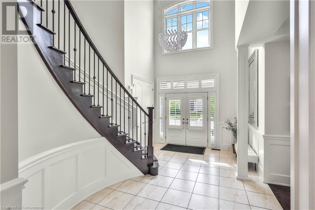 220 MOORLAND CRESCENT Image 7