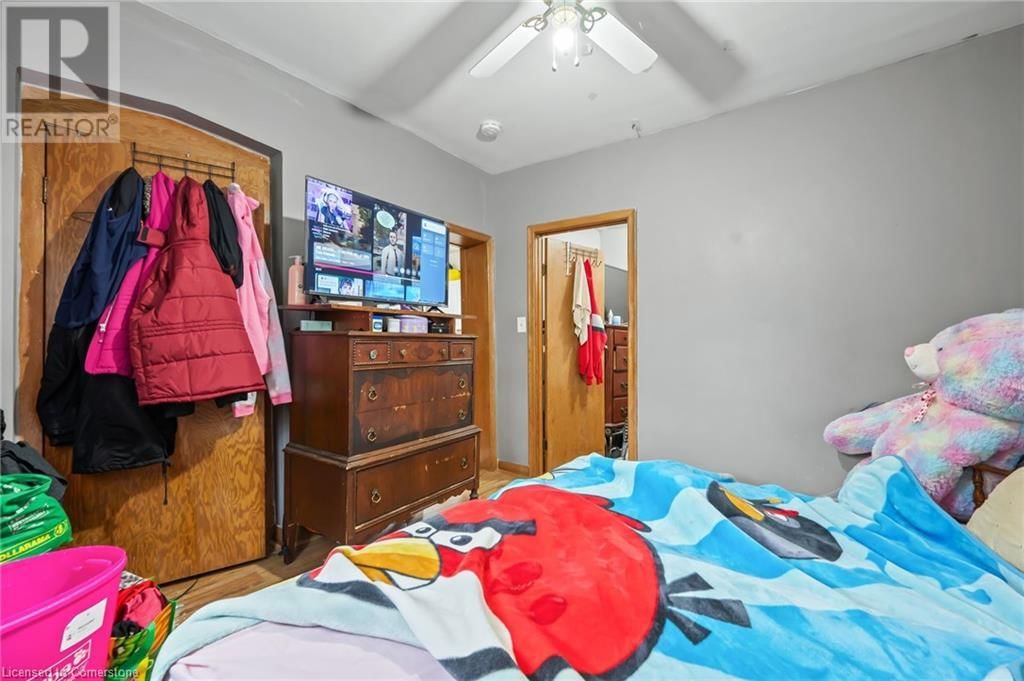 138 CHATHAM STREET Image 16