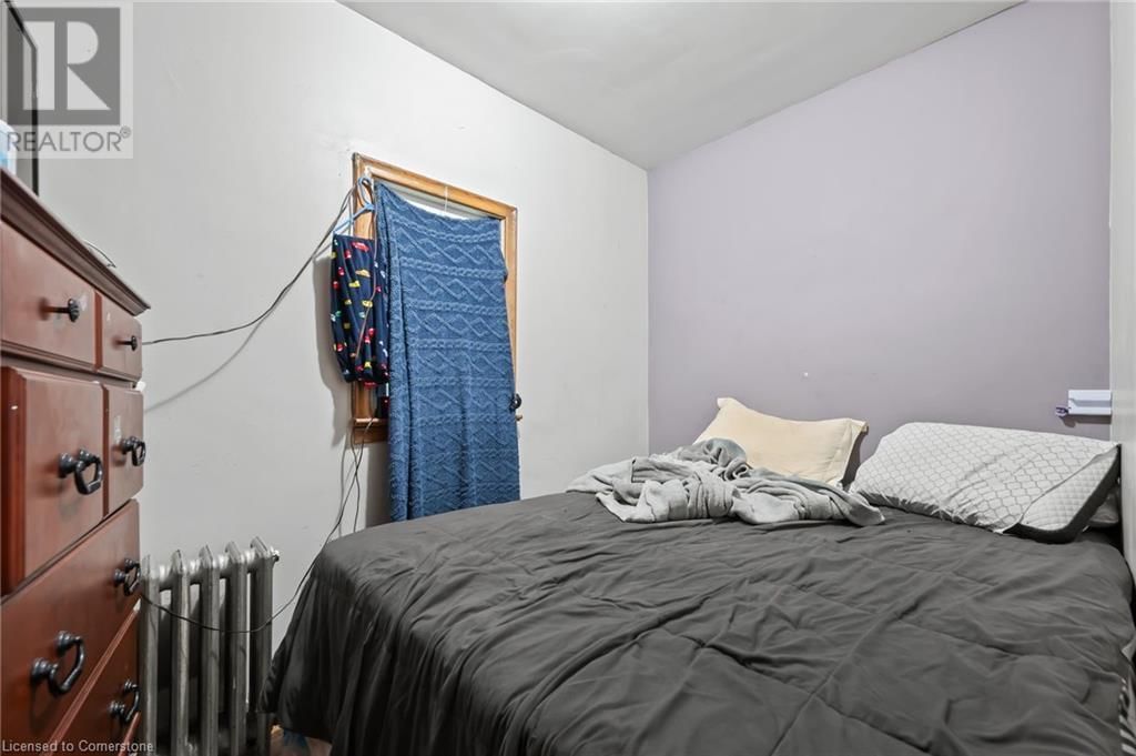 138 CHATHAM STREET Image 17