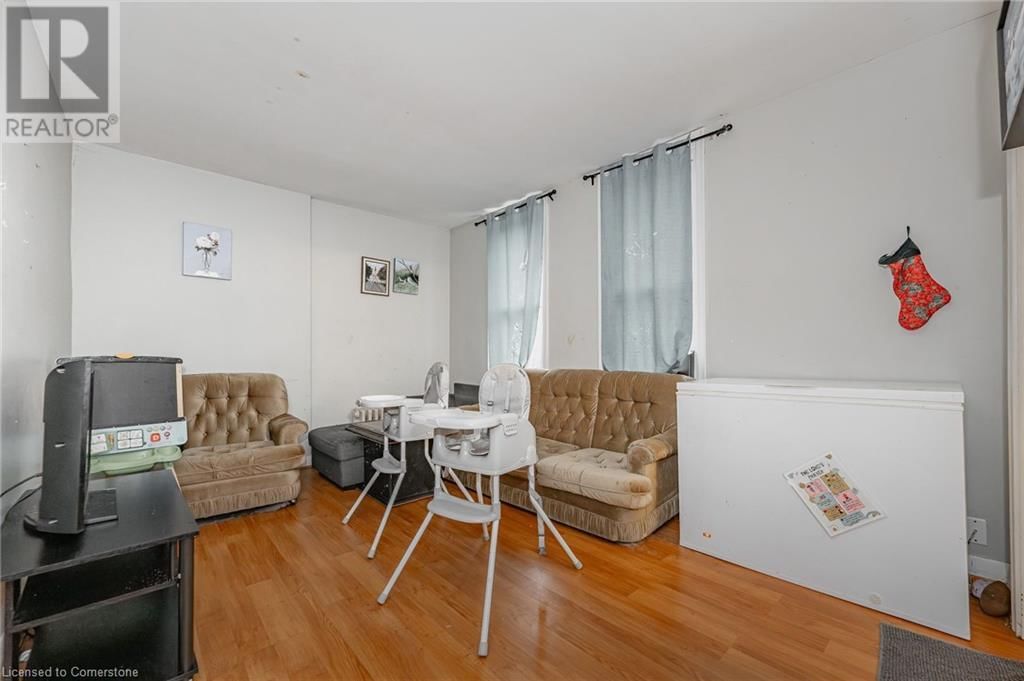 138 CHATHAM STREET Image 32