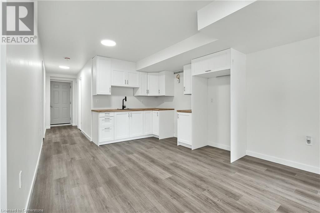 111 WELLINGTON STREET SOUTH Image 22